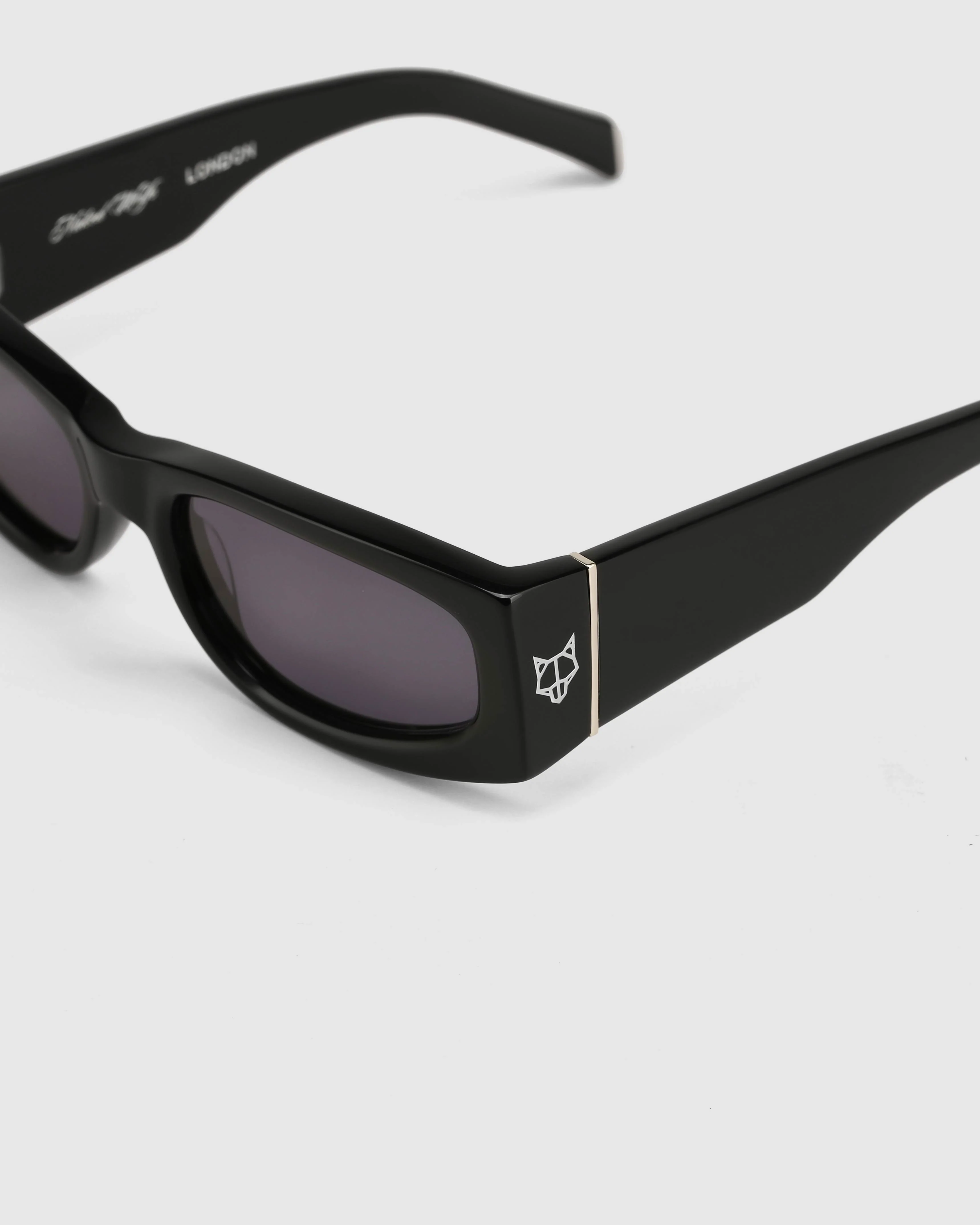 London Black Sunglasses - Image 2