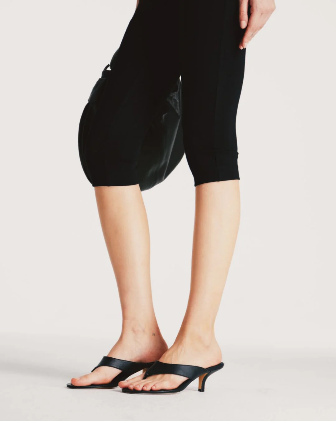 Marley Black Leather - Image 3
